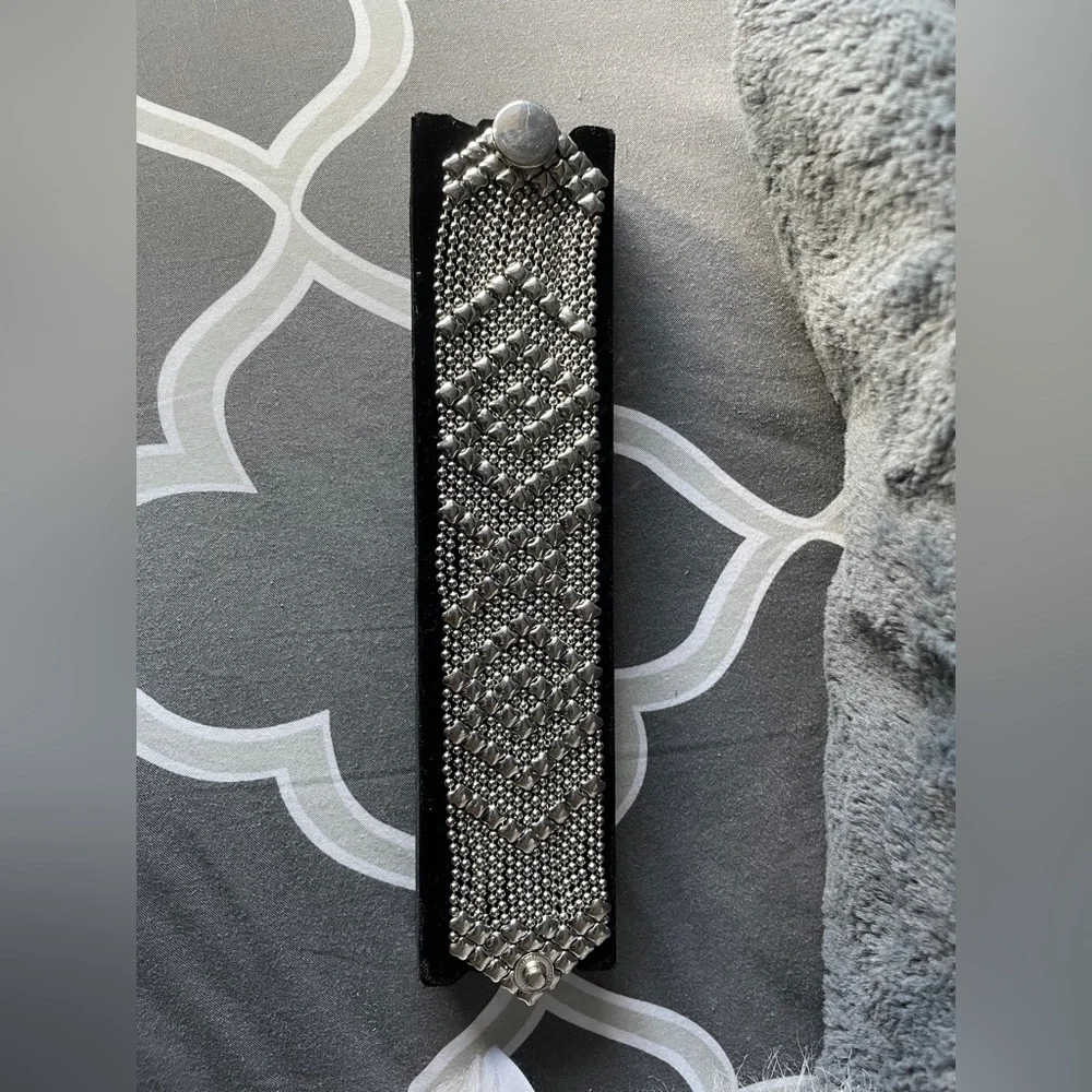 Liquid Metal Bracelet - Picture 11 of 16